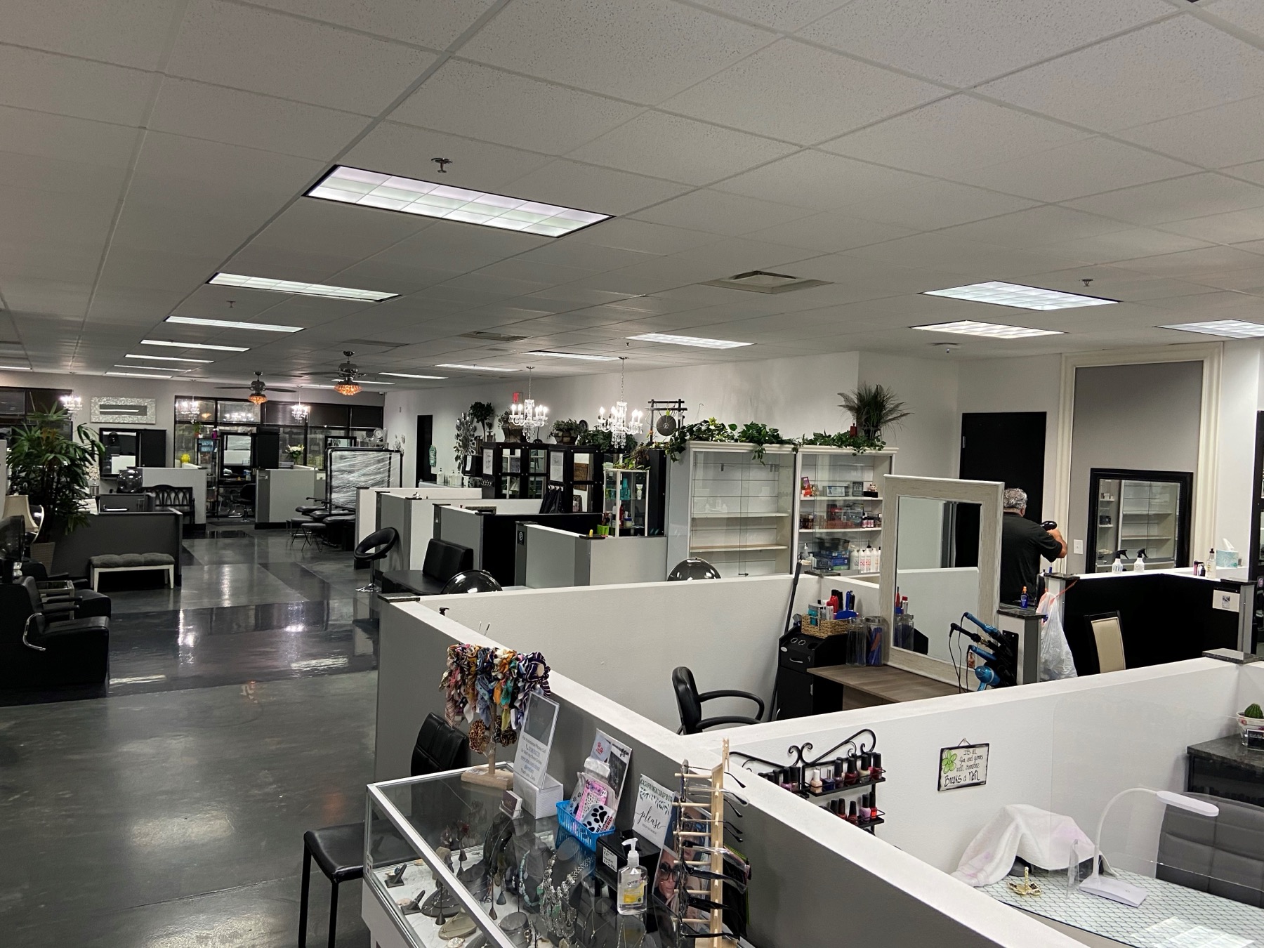 Interior of the Green Valley Ranch salon floor